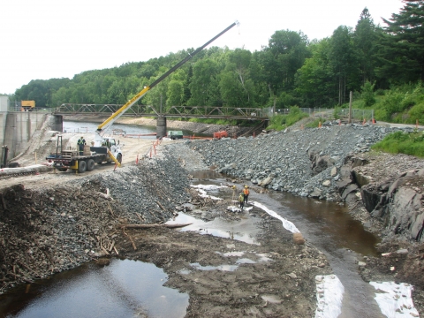Acadian Marine and DivingAcadian Marine Diving and gets a 3 year contract with NB Power