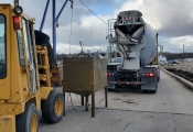 Concrete pooring 